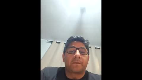 Snapshot of dickeduardo chatting on October 4, 7:02 am dickeduardo online show from October 4, 7:02 am