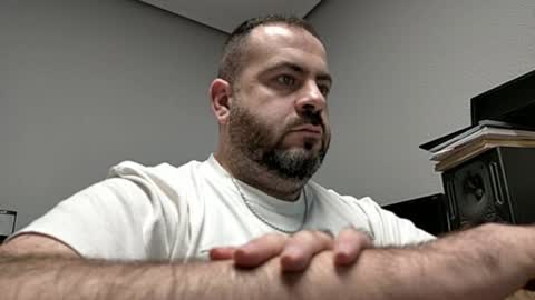DANI online show from December 25, 10:48 pm
