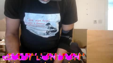 diddlysquatter online show from October 8, 6:56 pm