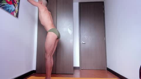 Diego lat online show from April 29, 7:31 pm