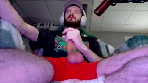 Snapshot of digbicknik chatting on November 1, 4:16 am digbicknik online show from November 1, 4:16 am