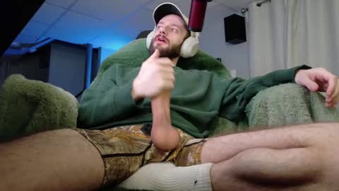 digbicknik online show from May 3, 1:30 am