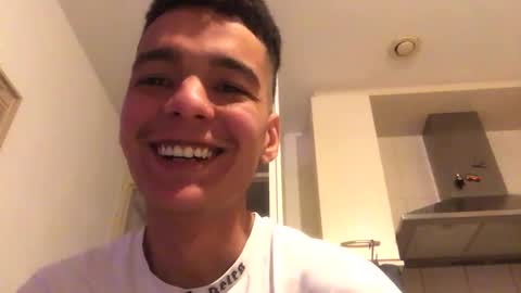 Andrew online show from December 2, 4:21 pm