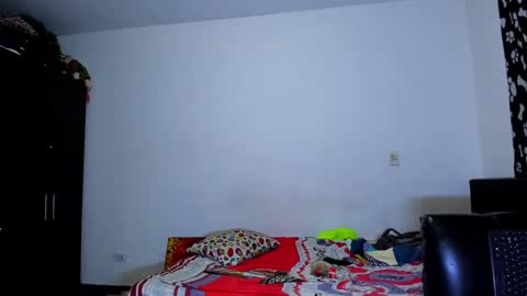 Snapshot of diiego_xxx chatting on September 24, 2:37 pm diiego_xxx online show from September 24, 2:37 pm