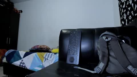 Snapshot of diiego_xxx chatting on October 19, 11:08 pm diiego_xxx online show from October 19, 11:08 pm