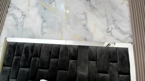 Snapshot of dikey_18 chatting on March 7, 9:06 pm dikey_18 online show from March 7, 9:06 pm