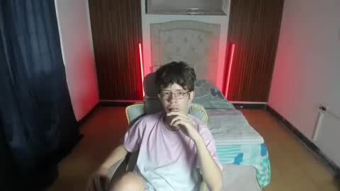 Dilan Orduz online show from October 22, 1:15 pm