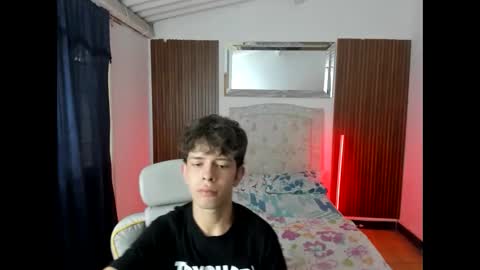 Dilan Orduz online show from October 19, 1:03 pm