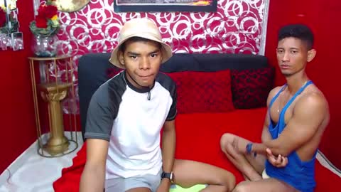 Snapshot of dilanpein chatting on October 6, 8:02 pm dilanpein online show from October 6, 8:02 pm