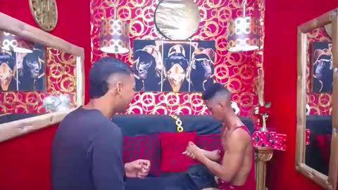 Snapshot of dilanpein chatting on February 10, 7:17 pm dilanpein online show from February 10, 7:17 pm