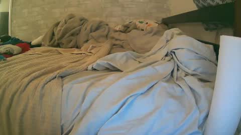 dildobandit online show from December 25, 10:27 pm