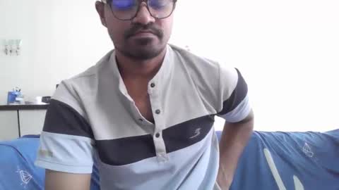 dilip_09 online show from October 31, 4:47 am