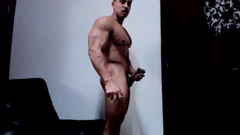 Snapshot of dimitriklein chatting on December 28, 3:05 pm dimitriklein online show from December 28, 3:05 pm