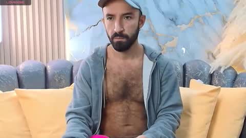 Maximus online show from January 11, 2:43 pm