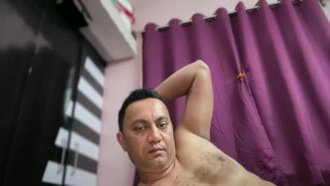 Dino online show from February 6, 11:07 am