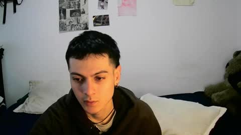 Dioniso online show from September 15, 1:01 pm