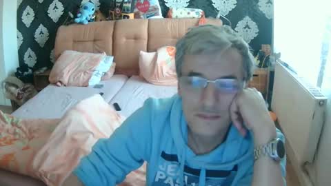 Snapshot of dirk6873 chatting on February 8, 12:06 pm Adam Carla online show from February 8, 12:06 pm