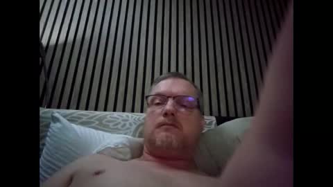 dirkkie1975 online show from April 5, 10:28 pm