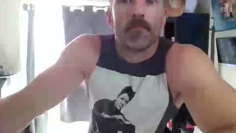 dirty_birdy_ online show from April 13, 6:52 pm