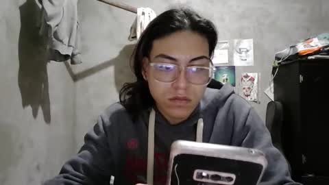 dirty model online show from April 28, 3:22 am