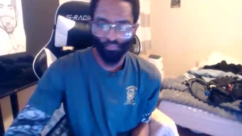 Snapshot of disr3sp3ctfully_dipp3d chatting on October 28, 11:23 am Your Best Worst Nightmare online show from October 28, 11:23 am