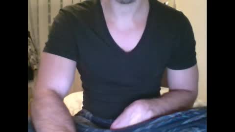 divertimentonline online show from February 4, 9:32 pm