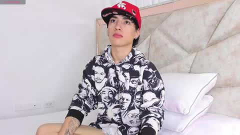 Thiago online show from September 18, 1:57 pm