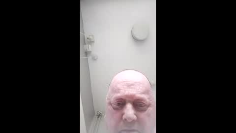 dj59215829 online show from April 2, 3:42 pm