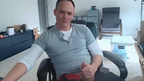 Snapshot of dj_diesel_rat chatting on February 5, 3:09 pm dj_diesel_rat online show from February 5, 3:09 pm
