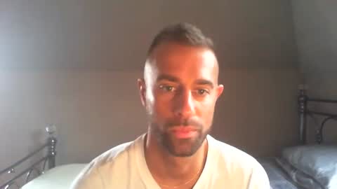 Snapshot of djay15013 chatting on February 17, 9:56 am djay15013 online show from February 17, 9:56 am