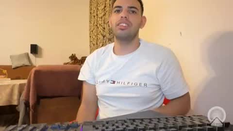Snapshot of djonson_ chatting on October 5, 7:07 pm Djonson online show from October 5, 7:07 pm