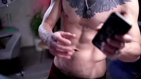 Snapshot of dl_raven chatting on October 25, 9:11 am Silverhand online show from October 25, 9:11 am