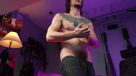 Snapshot of dl_raven chatting on January 31, 4:06 pm Silverhand online show from January 31, 4:06 pm