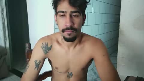 Snapshot of dmacedo96 chatting on February 17, 2:04 pm AmigodotadoZL online show from February 17, 2:04 pm