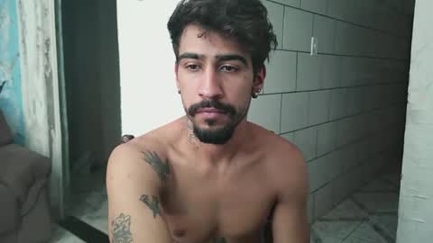 Snapshot of dmacedo96 chatting on February 25, 4:42 pm AmigodotadoZL online show from February 25, 4:42 pm