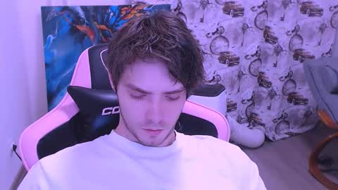 Snapshot of dmitryromanov chatting on October 15, 4:09 am Dead A online show from October 15, 4:09 am