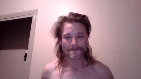 Snapshot of dngl264699 chatting on October 18, 7:57 am ImperviousAnchored online show from October 18, 7:57 am