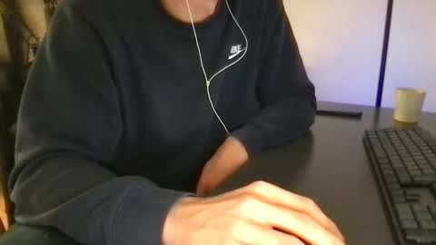 doctor_luv_69 online show from May 13, 8:44 am