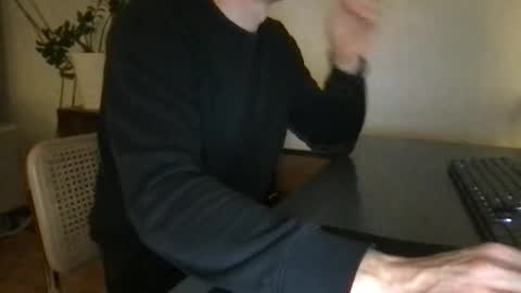 doctor_luv_69 online show from December 2, 7:11 am