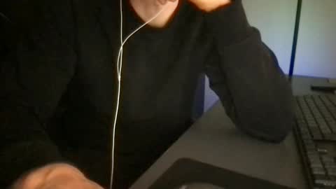doctor_luv_69 online show from May 3, 10:01 pm