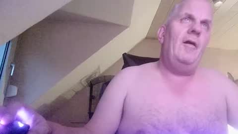 doggy2629 online show from October 24, 4:42 pm