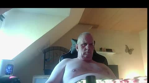 doggy2629 online show from June 25, 6:51 am