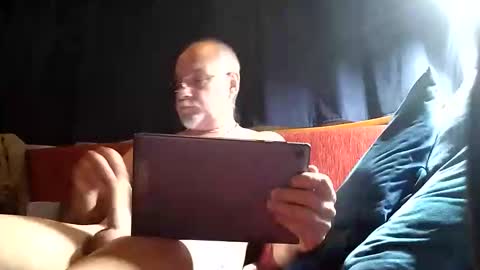 doghouseblue online show from November 23, 4:07 pm