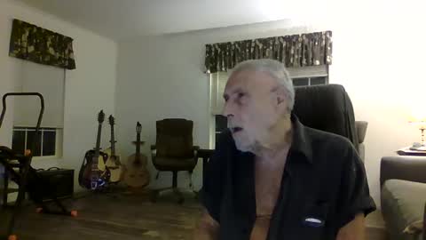 dogluce4 online show from February 28, 7:05 am