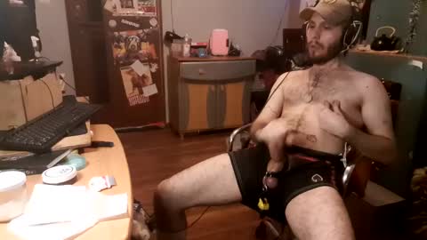 Snapshot of dogwithamohawk chatting on January 15, 4:43 pm dogwithamohawk online show from January 15, 4:43 pm