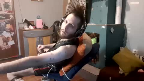 Snapshot of dogwithamohawk chatting on January 30, 2:15 pm dogwithamohawk online show from January 30, 2:15 pm