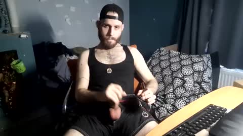 Snapshot of dogwithamohawk chatting on January 9, 10:20 am dogwithamohawk online show from January 9, 10:20 am