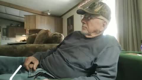 doingmyself69 online show from March 26, 10:14 pm