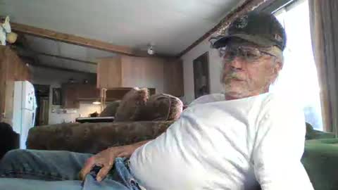 doingmyself69 online show from May 25, 5:08 pm