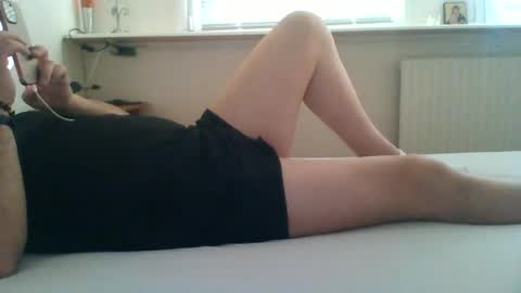 dollpetal online show from June 23, 3:44 am